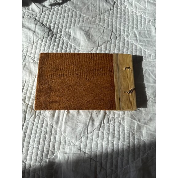 Handcrafted Wooden Photo Album With Bear Design 9"x6" - Picture 4 of 6